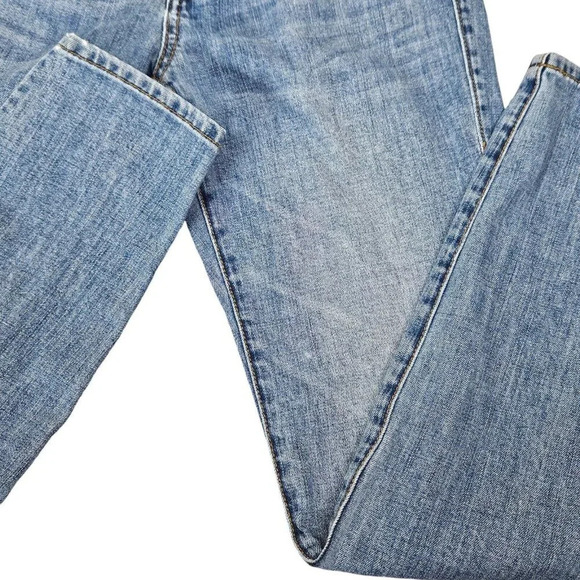 Cabi Low Rise Straight Leg Medium Wash Jeans 5 Pocket Size 4 - Picture 9 of 12